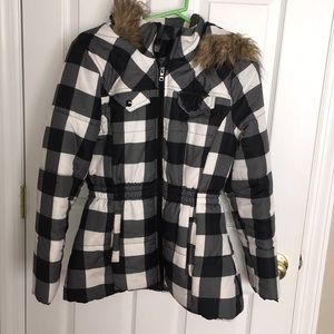 EUC Black and white buffalo plaid coat